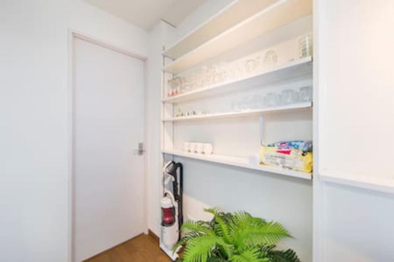 Ferienwohnung Sengoku Eki-Mae Bldg 401 Präfektur Tokio Exterior foto